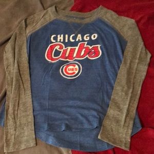 Chicago Cubs ladies large shirt